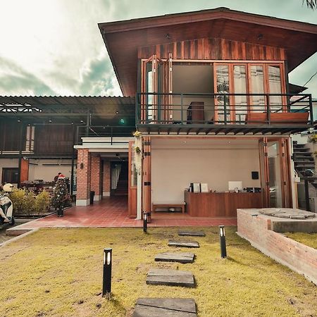 Sylvis Hostel Chiangmai Chiang Mai Exterior foto